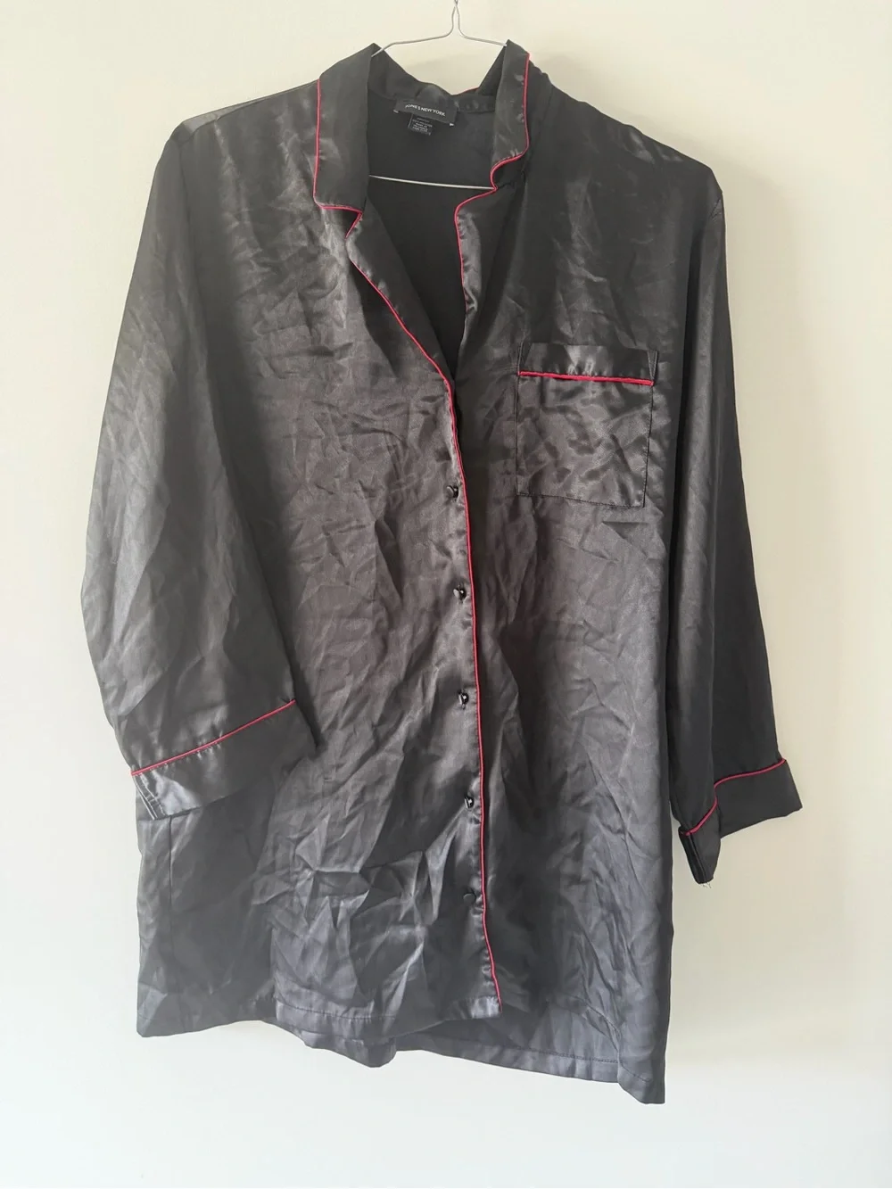 Jones New York Black Satin Robe with Red Trim